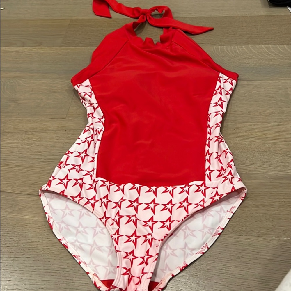 Star one piece swimsuit with back cutout